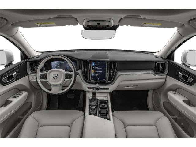 2020 Volvo XC60 cabin