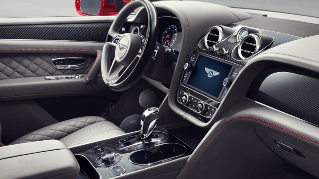 2020 Bentley Bentayga interior