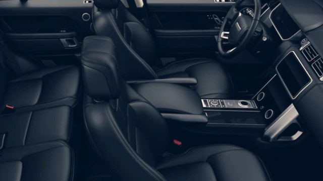 2020 Range Rover Vogue interior