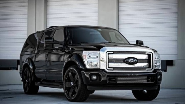 2021 Ford Excursion exterior