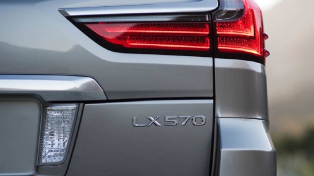 2021 Lexus LX facelift