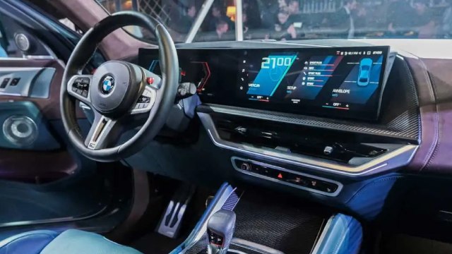 2024 BMW XM interior